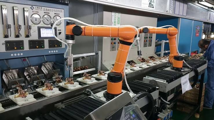 Emergence Of Collaborative Robot In The Manufacturing Industry.